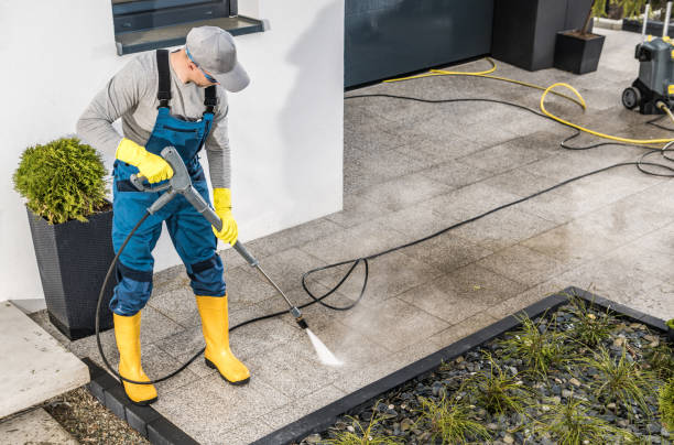 Why Choose Our Certified Pressure Washing Experts for Your Project Needs in Bastrop, LA?